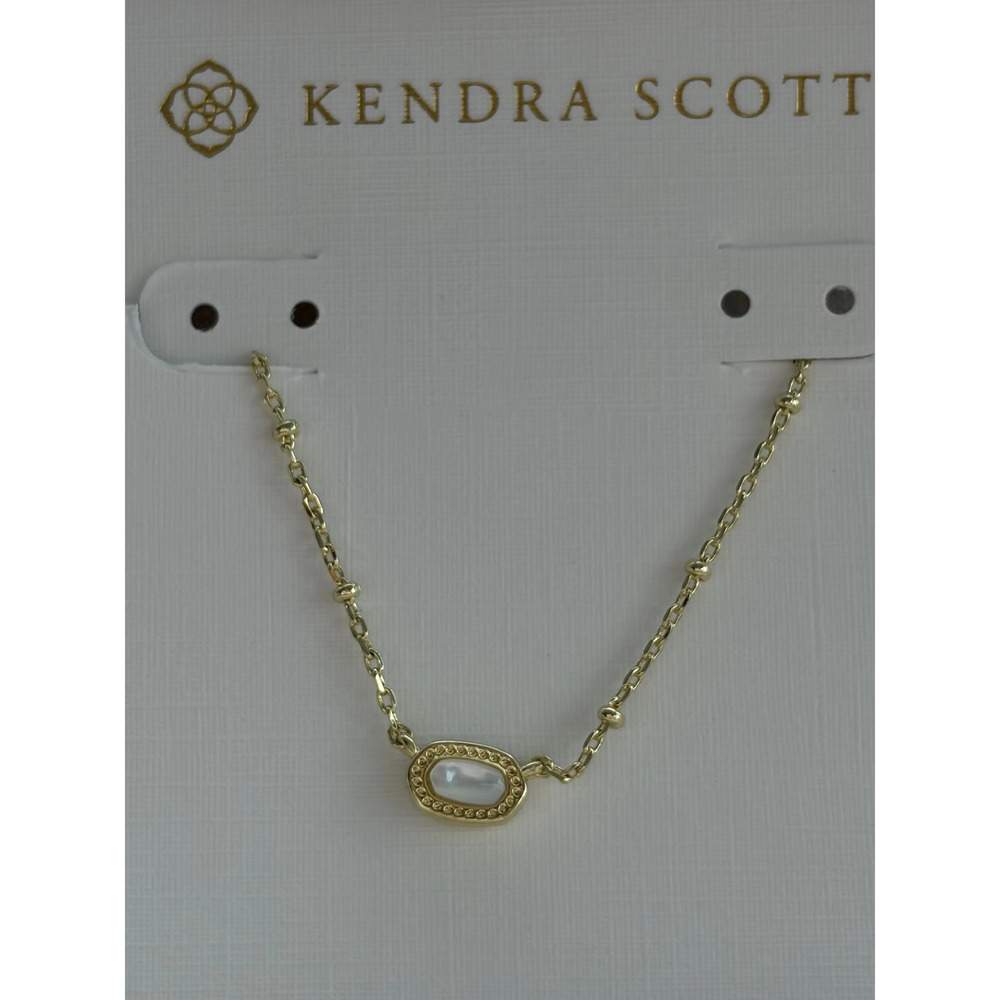 Kendra Scot White Pendant Necklace - Picture 2 of 3